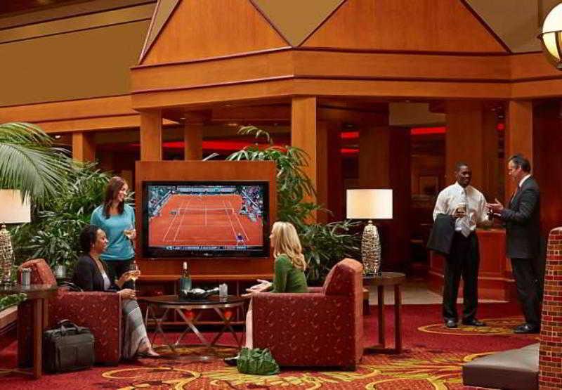 Отель Chicago Marriott Northwest Хоффман-Эстейтс Экстерьер фото