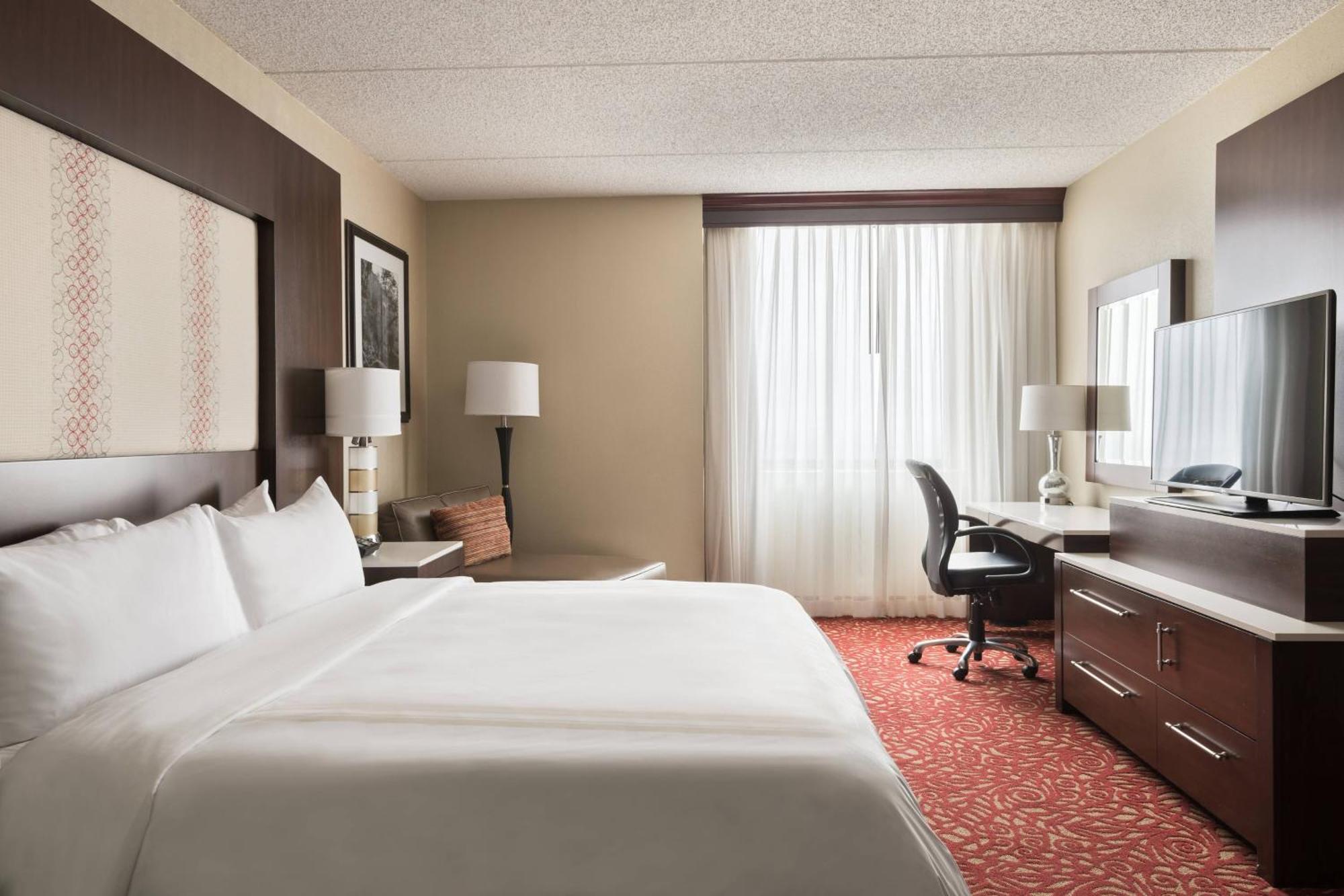 Отель Chicago Marriott Northwest Хоффман-Эстейтс Экстерьер фото