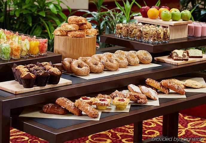 Отель Chicago Marriott Northwest Хоффман-Эстейтс Экстерьер фото
