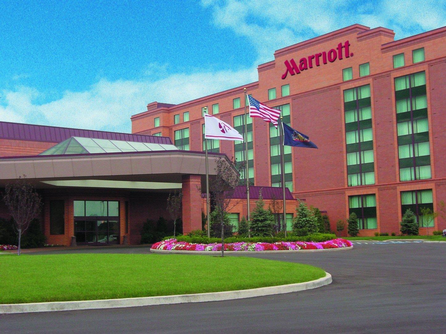 Отель Chicago Marriott Northwest Хоффман-Эстейтс Экстерьер фото