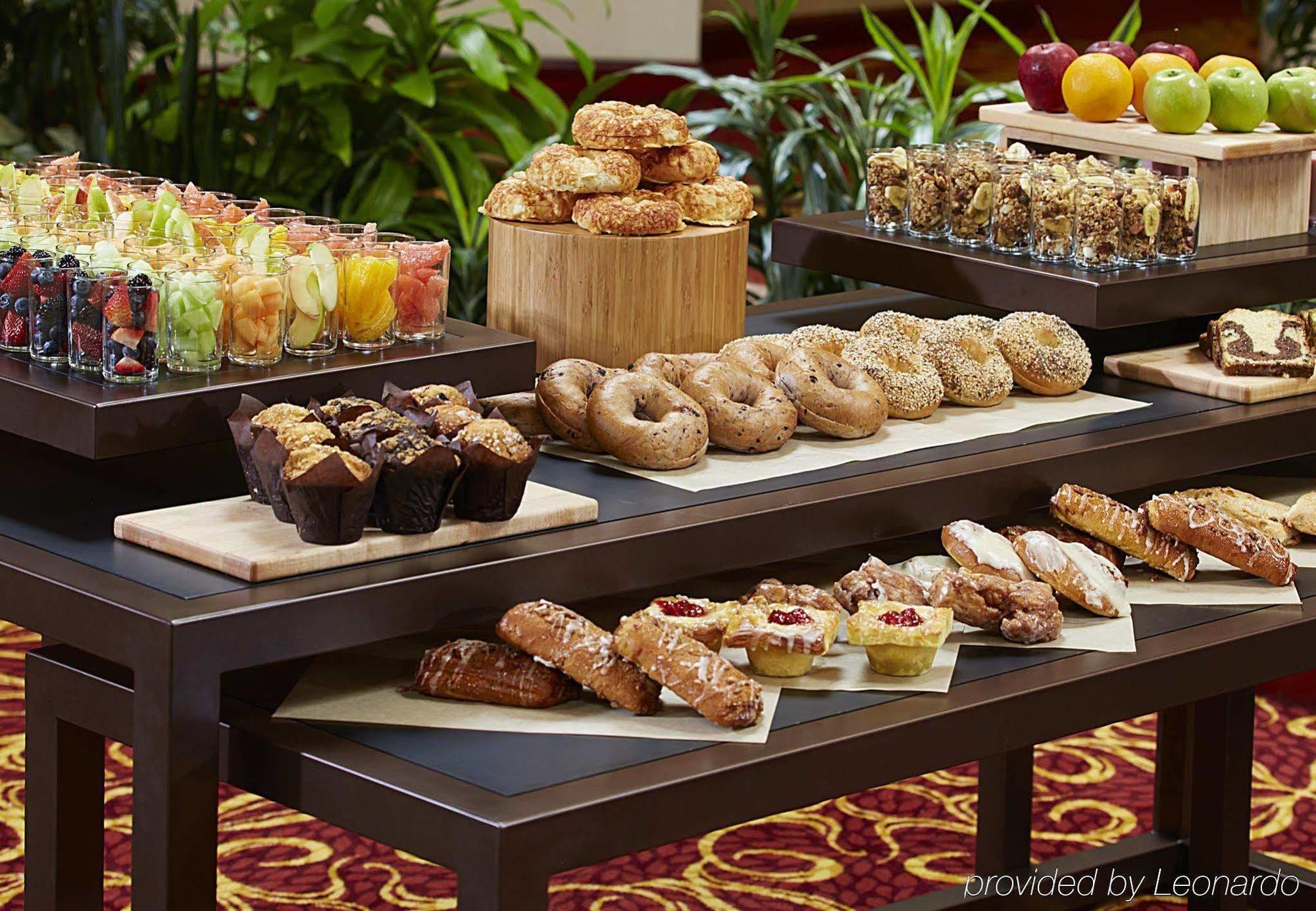 Отель Chicago Marriott Northwest Хоффман-Эстейтс Экстерьер фото